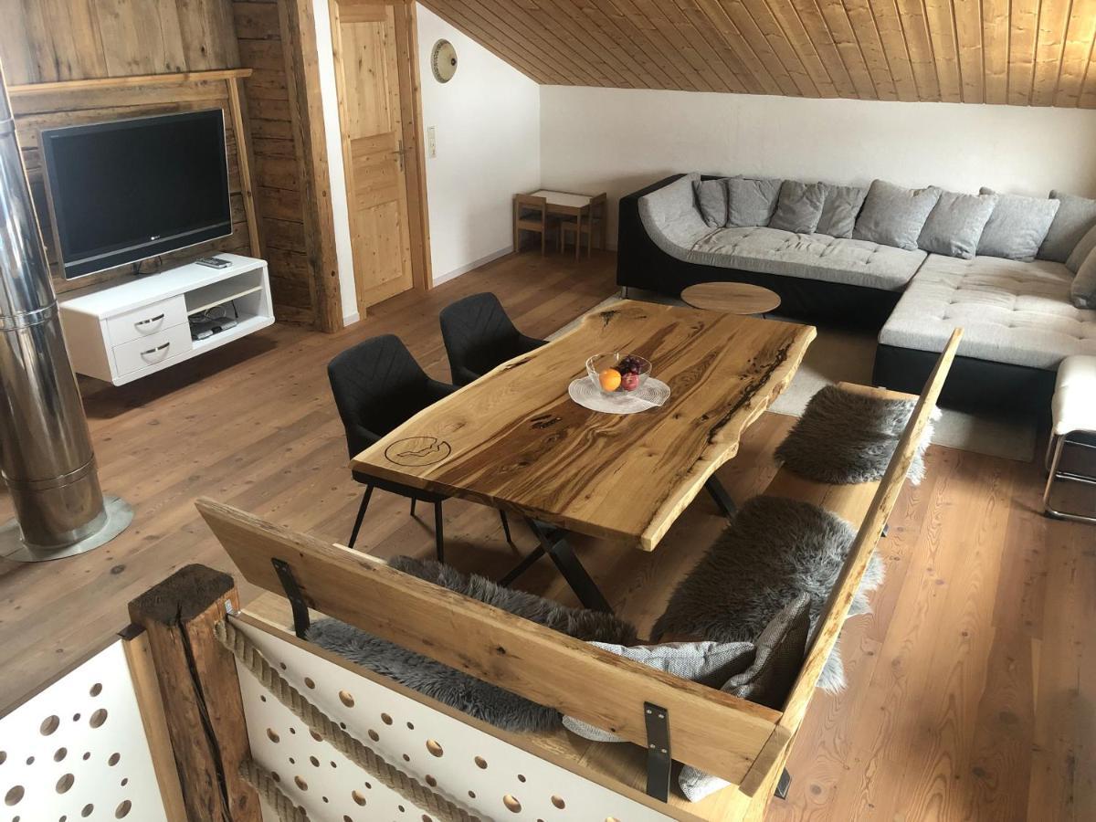 Uriges Alpen-Apartment Stefan Juen See Exterior photo